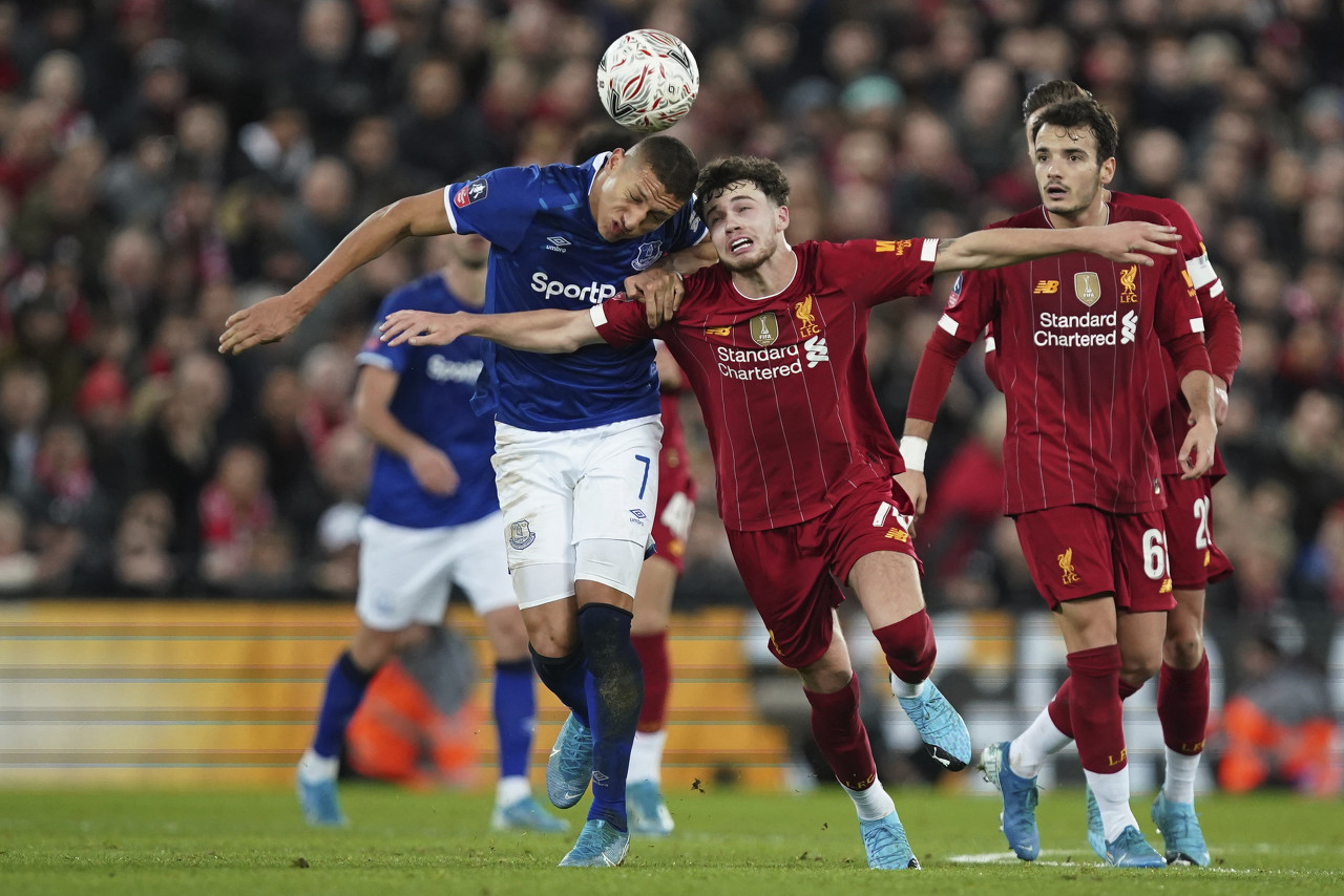 手感爆棚！穆雷半场11中9得到23分4助攻